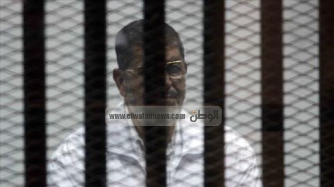 محامي مرسي: مطمئن للحكم وسعيد لبراءة موكلي من قتل 