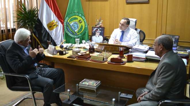 محافظ الإسماعيلية يبحث مع رئيس جامعة سيناء دعم 