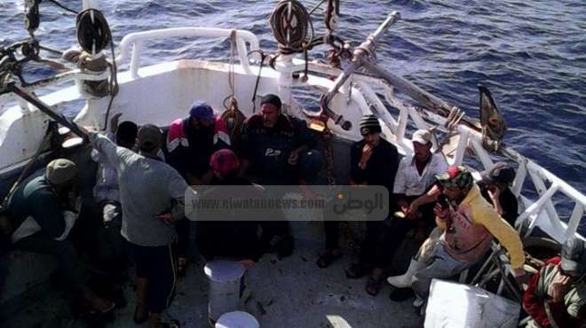  الإجازة توقف عمليات البحث عن آخر 3 صيادين مفقودين في خليج السويس 