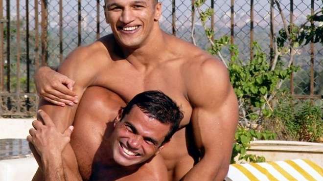 عمرو دياب يعود للتمرين مع لاعب المصارعة كرم جابر
