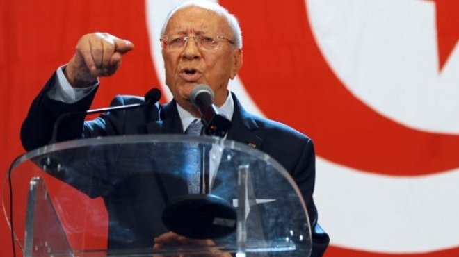 قائد السبسي: التونسيون غير قادرين على مواجهة الإرهاب بمفردهم