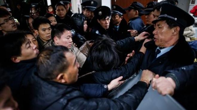 35 قتيلا وعشرات الجرحى بالتدافع في شانغهاي خلال احتفالات رأس السنة