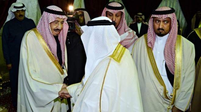 بالصور| ولي العهد السعودي يزور الملك عبدالله للاطمئنان على صحته