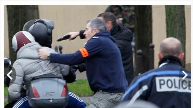 فرنسا تسلم جهادي مشتبه به بتنفيذ هجمات إرهابية لـ