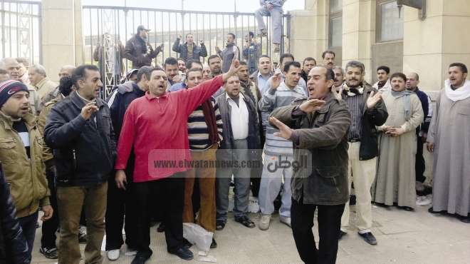 علاء عبدالتواب: حكم تجريم إضراب العمال جريمة في حد ذاته