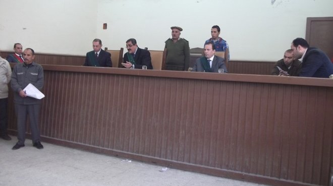 تأجيل محاكمة نائب مرشد الإخوان و16آخرين بتهمة قلب نظام الحكم لـ 3مارس 