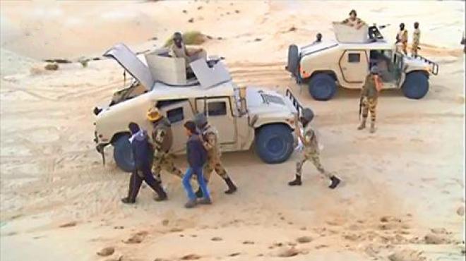 بالفيديو| الجيش يثأر لشهداء سيناء.. ويضبط المتورطين في هجوم 