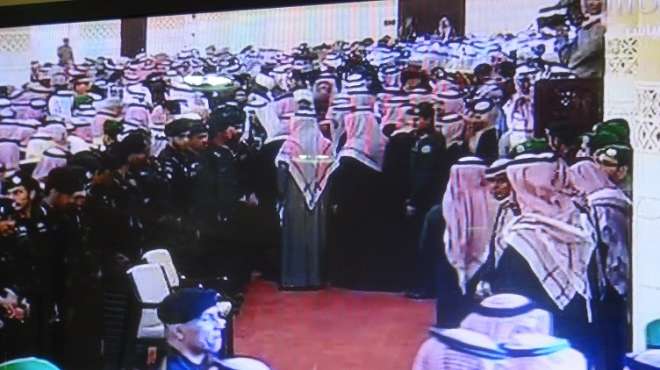 بالفيديو|وفود عربية وعالمية تشارك في تشييع جنازة خادم الحرمين الشريفين