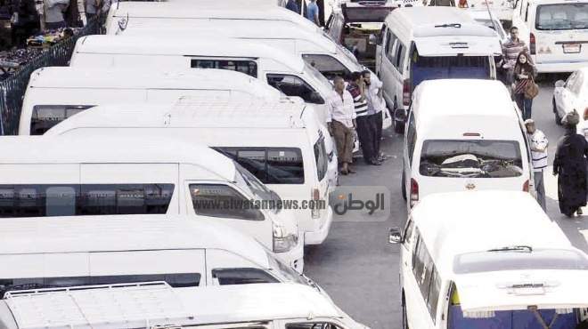 السائقون يضربون لليوم الخامس للمطالبة بتمهيد الطرق بأسيوط