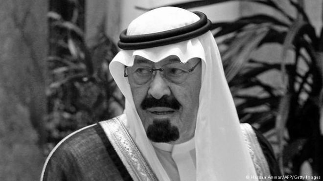الكويت تعتقل 6 مدونين بتهمة إهانة ملك السعودية الراحل