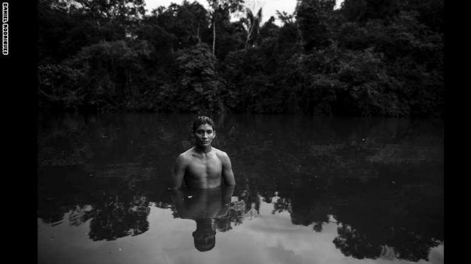بالصور| حياة قبائل الأمازون المعزولة في أدغال البرازيل