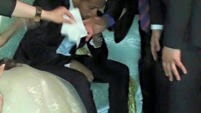 بالفيديو| وليد سليمان باكيا يلغي حفل زفافه بعد مجزرة الدفاع الجوي