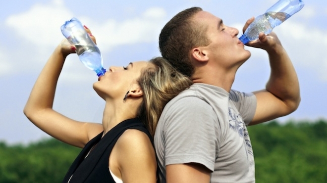8 نصائح لشرب الماء بطريقة صحية