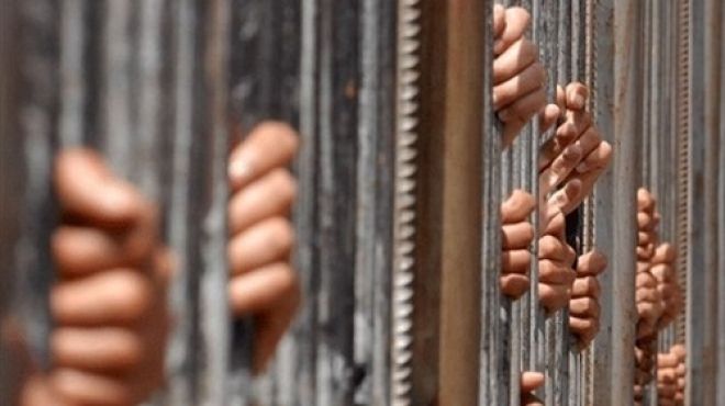 حبس 6 أعضاء بخلية إخوانية 15 يوما خططوا لاستهداف كمائن أمنية بالقاهرة 