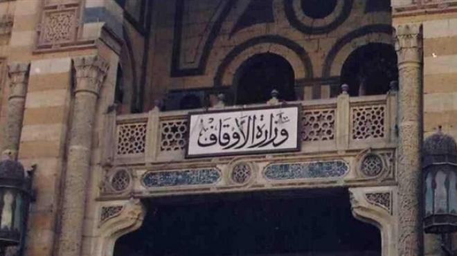 رئيس مدينة ناصر في بني سويف يخطب الجمعة بمسجد لغياب الإمام