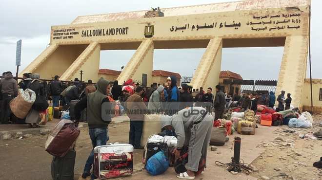 مدير منفذ السلوم ينفي وصول جثامين لمصريين في أحداث إرهابية بليبيا