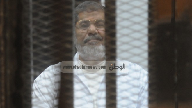 كيف تناولت الصحف القطرية الحكم على مرسي و12 آخرين في قضية 