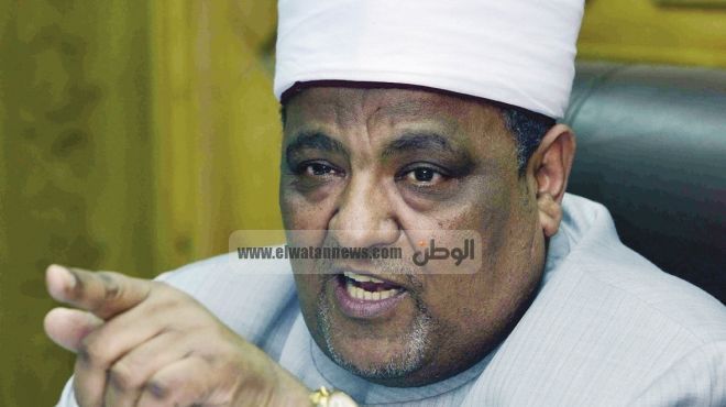 وقف رئيس منطقة قنا الأزهرية عن العمل وإحالته للتحقيق بعد تسريب امتحان