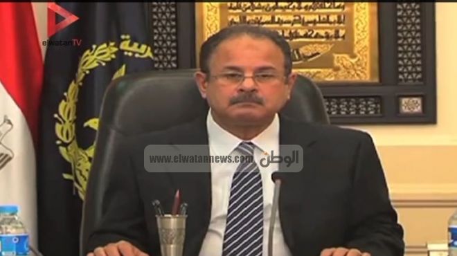 وزير الداخلية يتفقد قسم مصر الجديدة في جولة مفاجئة