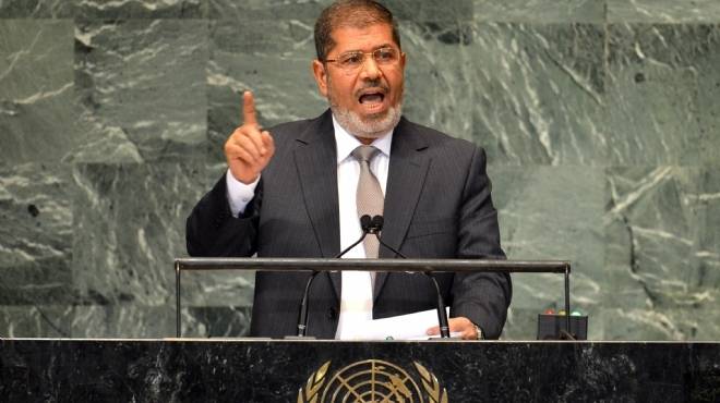 «جبهة الإنقاذ» تطالب «مرسى» بسحب «الإعلان» لتجنب سقوط الدولة