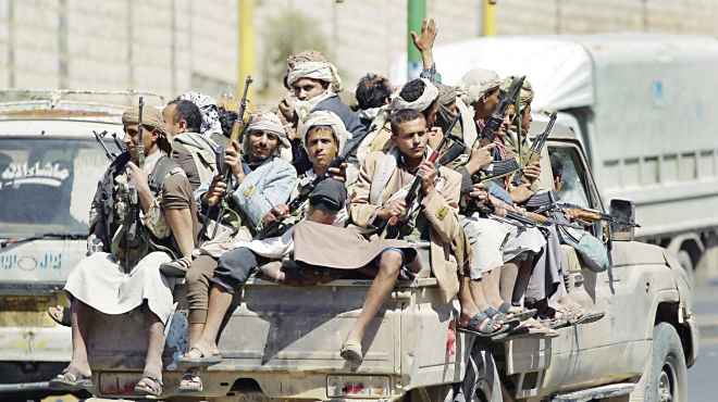 محلل سياسي يمني: الحوثيون حلّوا حزب الإخوان بتهمة 