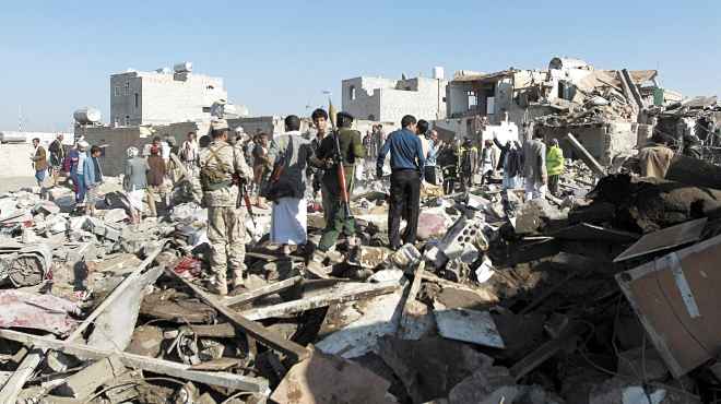 بعد غارات للتحالف.. انفجارات عنيفة بالقرب من صنعاء