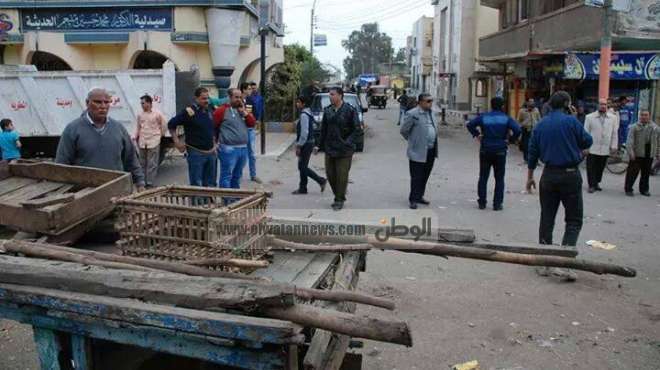 إزالة 200 إعلان مخالف بشوارع شرق الإسكندرية وتحرير محاضر للمخالفين
