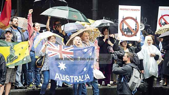 اشتباكات بين معارضين للإسلام ومناهضين للعنصرية فى أستراليا
