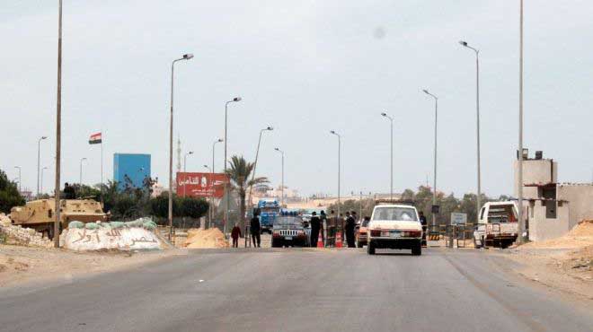 استمرار إغلاق طريق وسط سيناء لليوم الخامس