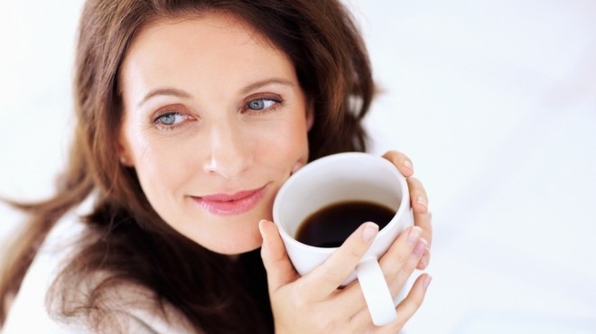 دراسة: القهوة تقي السيدات من سرطان الثدي