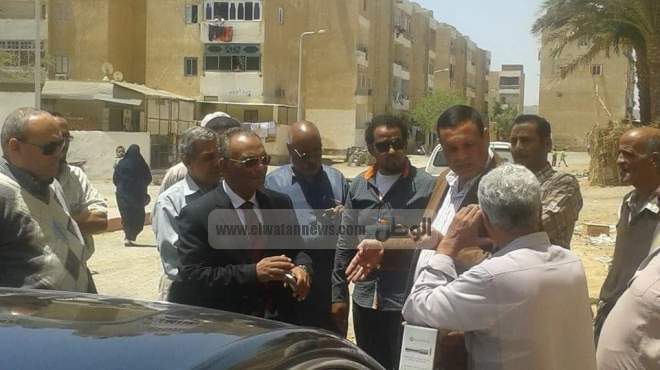 رئيس شركة مياه الشرب بالبحر الأحمر يتفقد شبكات المياه بمدينة القصير
