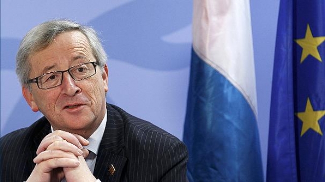 رئيس المفوضية الأوروبية يسخر من شائعات التجسس على مكتبه