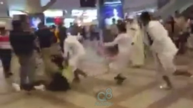 بالفيديو| مشاجرات بين مسافرين في مطار الكويت بسبب 