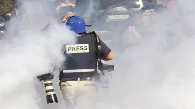 في اليوم العالمي للصحافة.. جيش الاحتلال يعتدي على صحفيين فلسطينيين