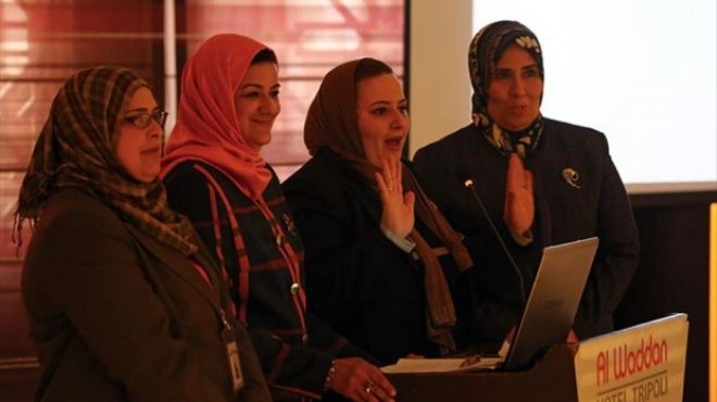 الليبية هند شوبار تفوز بجائزة المرأة العربية المتميزة