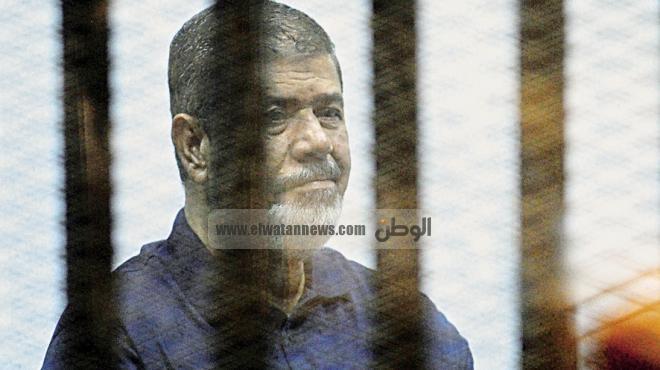 ماذا قالت الصحف القطرية عن مد أجل الحكم على مرسي