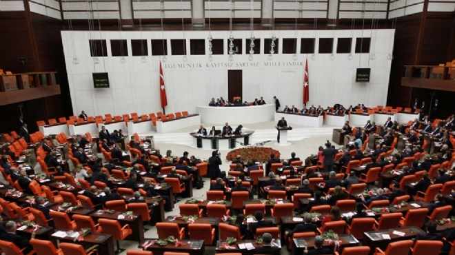 البرلمان التركي يمدد إذن توجيه ضربات ضد أهداف كردية في العراق