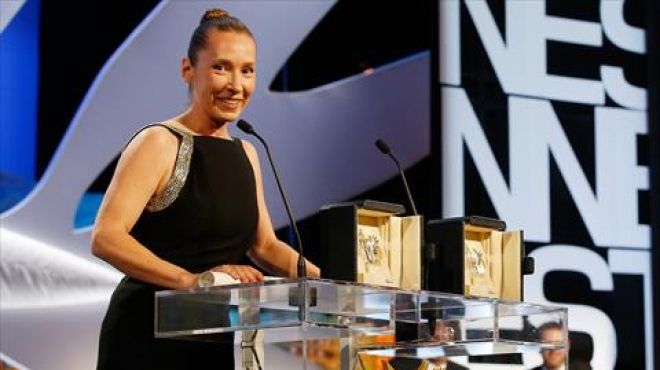 الفرنسية إيمانويل بيركوت تحصد جائزة أفضل ممثلة بمهرجان 