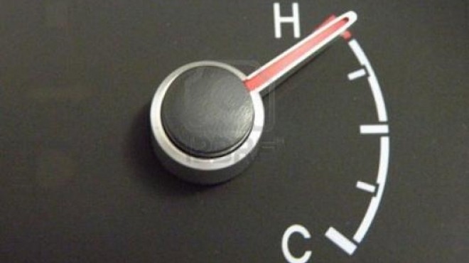 4 نصائح لتجنب ارتفاع درجة حرارة سيارتك
