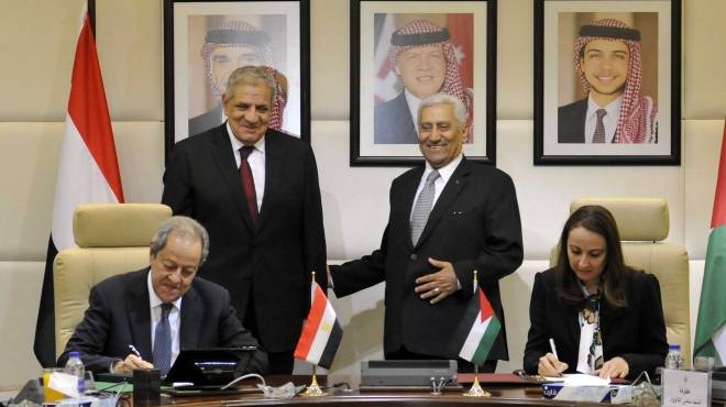 محلب يوقع 10 بروتوكولات تعاون بين مصر والأردن باللجنة العليا المشتركة
