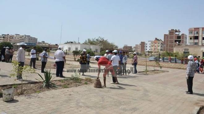 تطوير حديقة النصب التذكاري أمام ديوان عام محافظة البحر الأحمر 