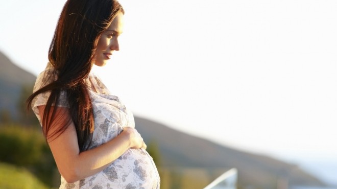 دراسة: ارتفاع درجات حرارة الجو خلال الحمل يخفض وزن المولود