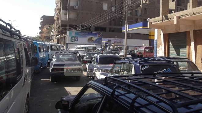 أزمة البنزين تخنق سوهاج في أول أيام شهر رمضان