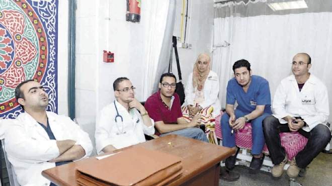 «اللجنة العامة للإضراب» تدعو 20 ألف طبيب لتقديم استقالاتهم..  تخلى مسئوليتها 