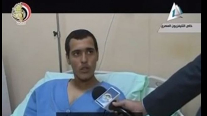 بالفيديو| جندي مصاب يروي بطولة ضابط أصيب بـ3 رصاصات ورفض ترك جنوده