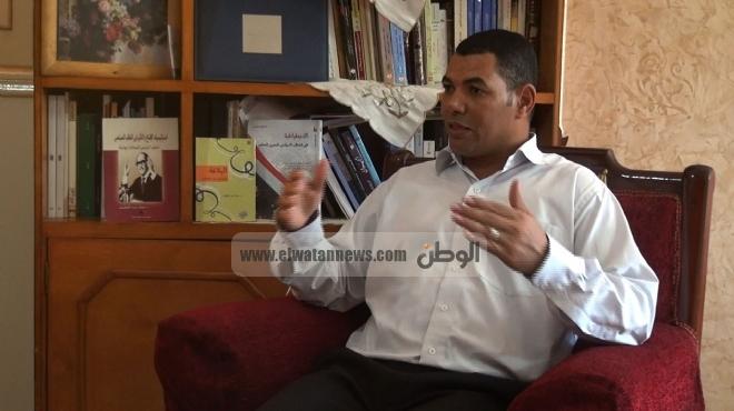 أستاذ تحليل الخطابات السياسية: الأجزاء المنطوقة بالعامية في خطاب مرسي 