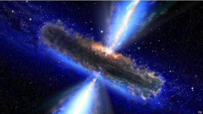 فلكيون بريطانيون يكتشفون 5 ثقوب سوداء عملاقة