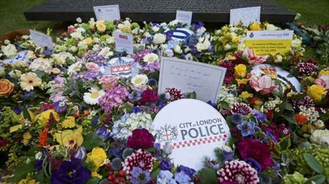 البريطانيون يحيون الذكرى السنوية العاشرة لهجمات لندن