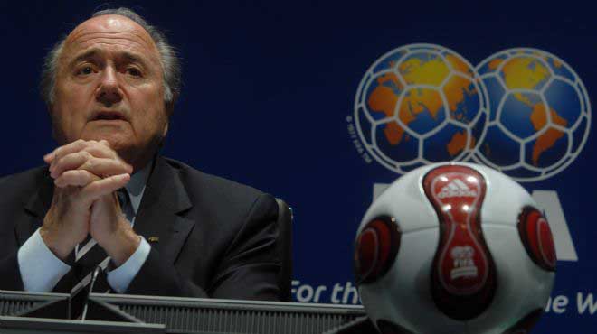 الفيفا يقرر استخدام تكنولوجيا خط المرمى بداية من كأس العالم 2014