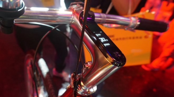 الصين تطلق أول دراجة ذكية يمكن التحكم بها عبر الإنترنت